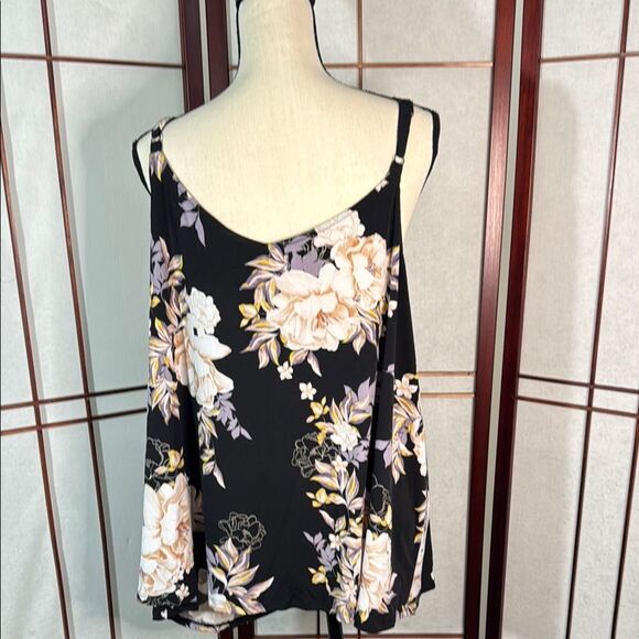 Torrid Cream and Black Asymmetrical Camisole - Picture 3 of 6